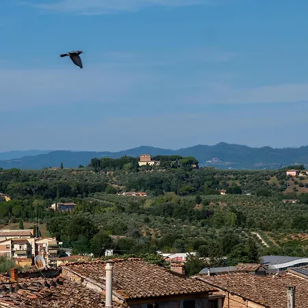 Torre Del Fuggisole 3* Sienne