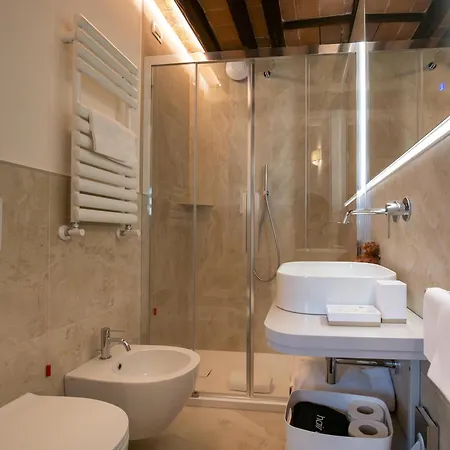 Torre Del Fuggisole Hotell Siena