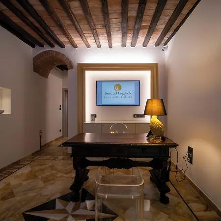 Torre Del Fuggisole Hotell 3*