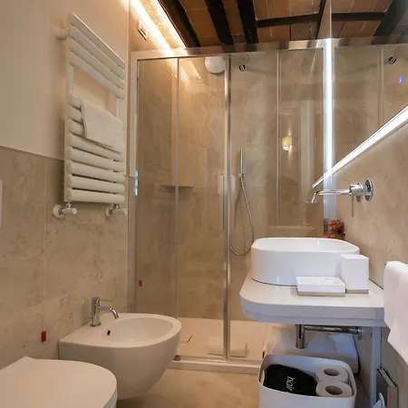 Hotel Torre Del Fuggisole Sienne