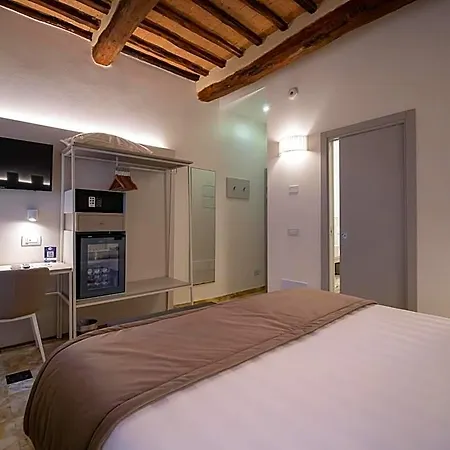 Otel Torre Del Fuggisole