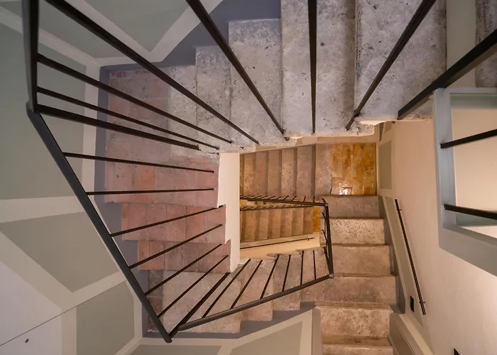 Torre Del Fuggisole Siena