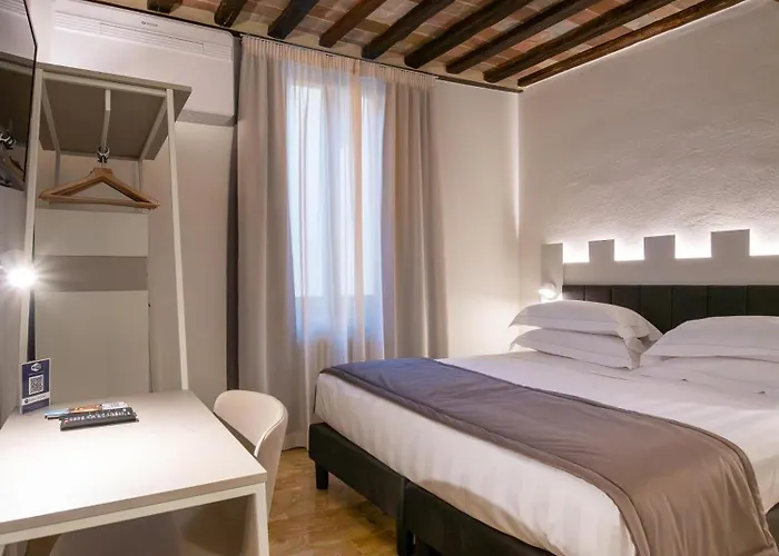 Torre Del Fuggisole 3* Siena