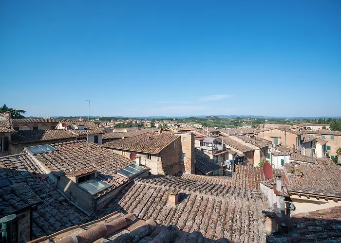Hotel Torre Del Fuggisole Siena