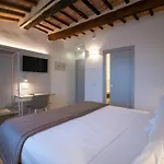 Hotel Torre Del Fuggisole Siena