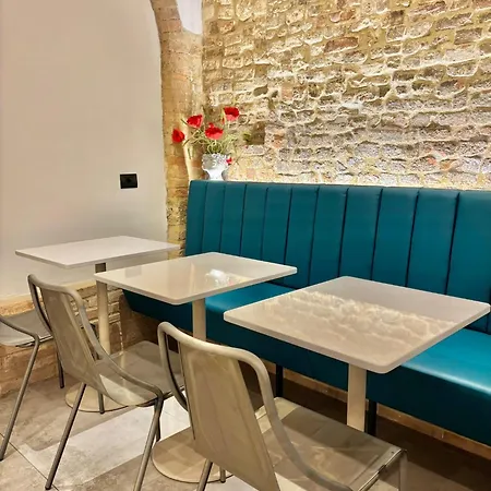 Torre Del Fuggisole 3* סיינה