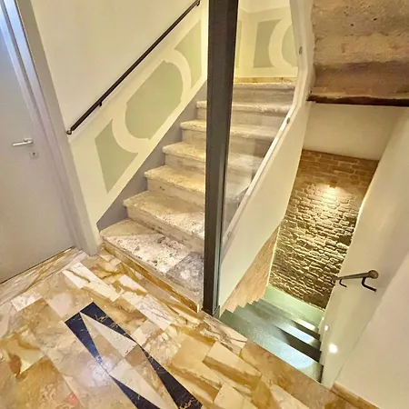 Hotel Torre Del Fuggisole Siena