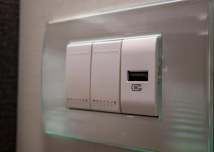 מלון Torre Del Fuggisole 3*